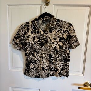 Erika Vintage Crop Island Shirt